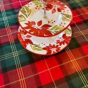 2 tier holiday dish
